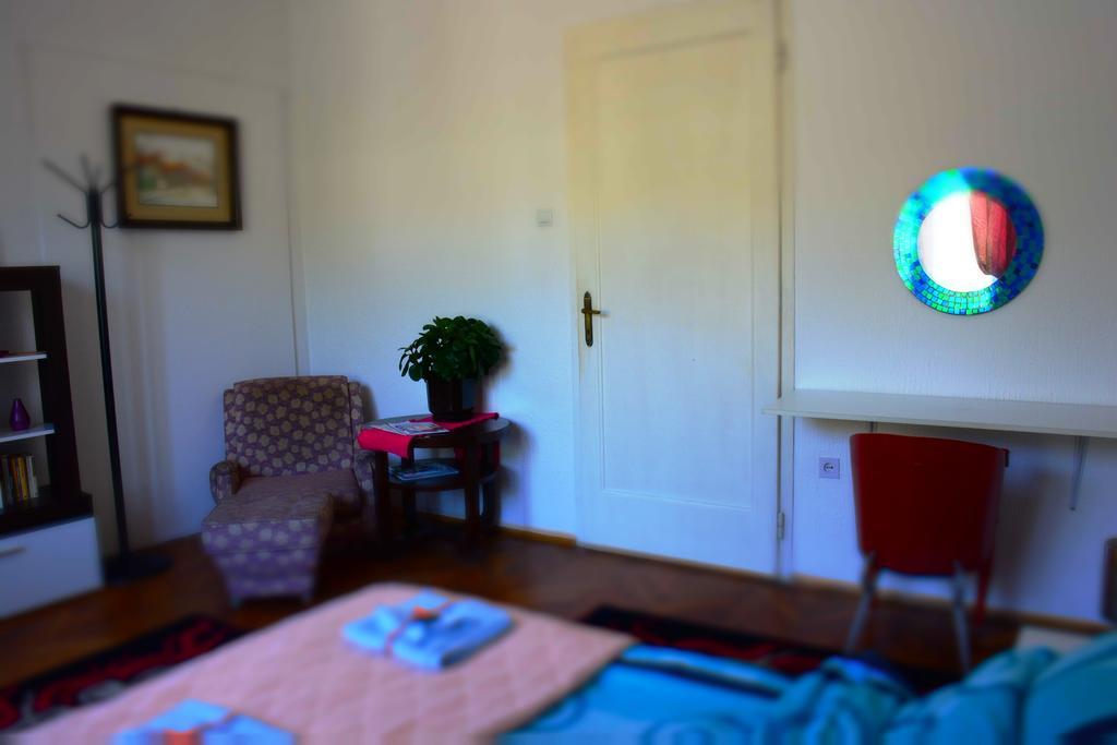 Cozy Downtown Apartment เบลเกรด ภายนอก รูปภาพ